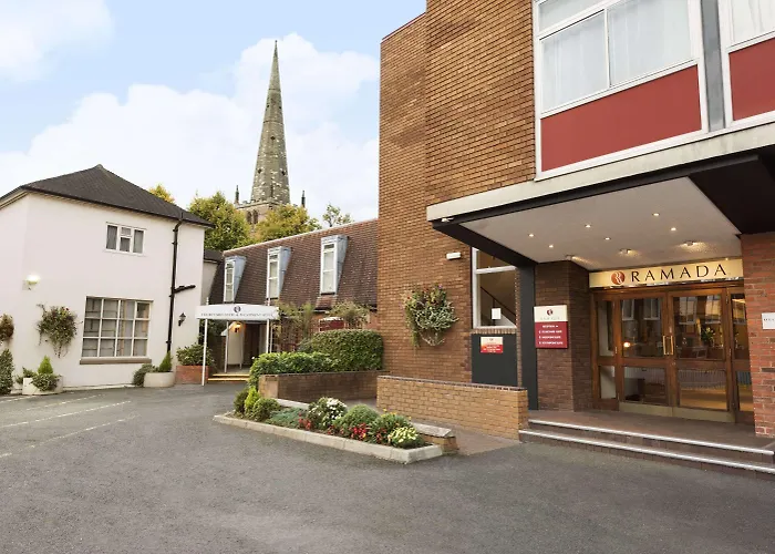 Top Hotels on M5 Near Birmingham for Easy Access