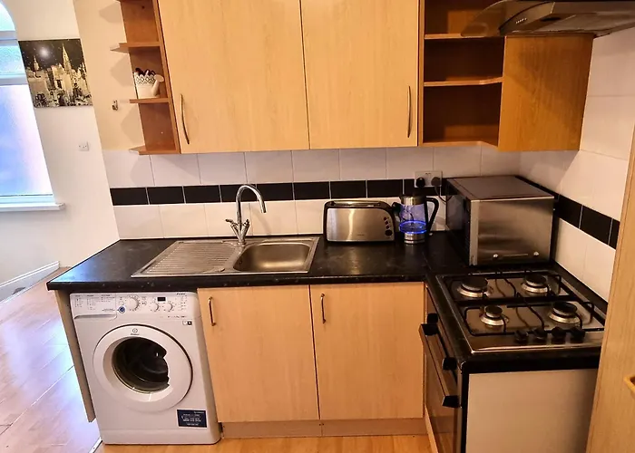 Hotels & Bed & Breakfasts