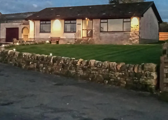 Finest Hotels in New Cumnock Area