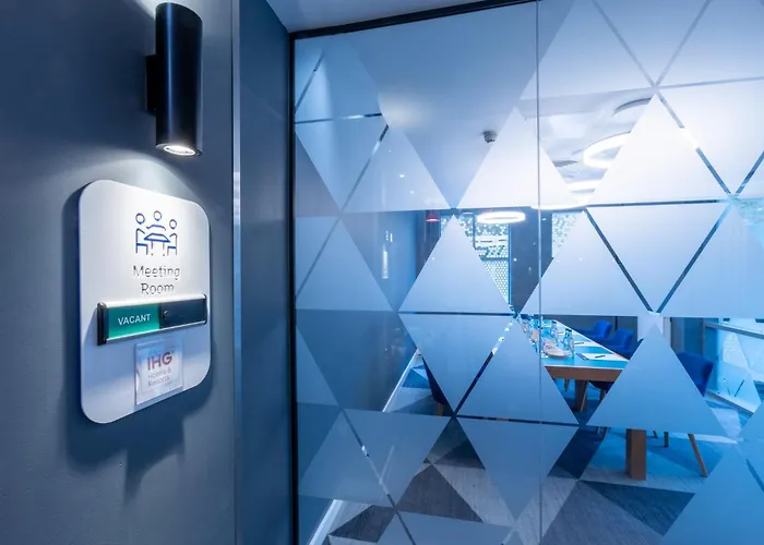 Top-Rated Hotels Near Croydon London