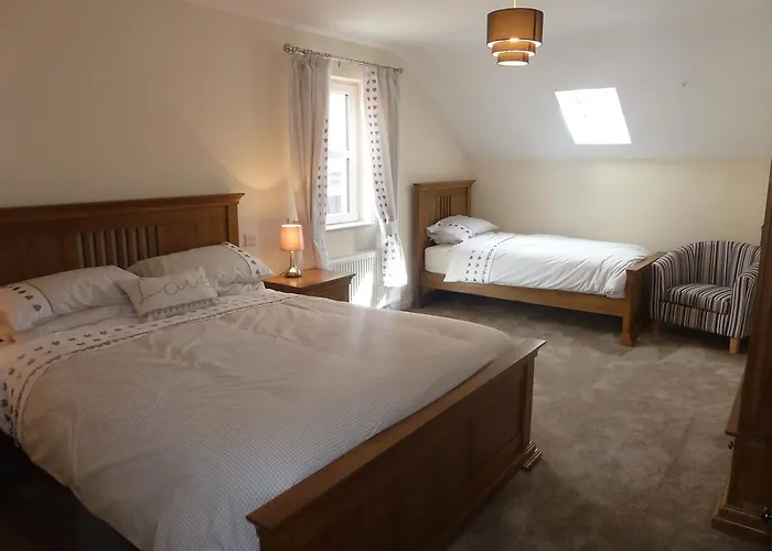 Best Hotels Near Hillsborough Park for Every Traveler